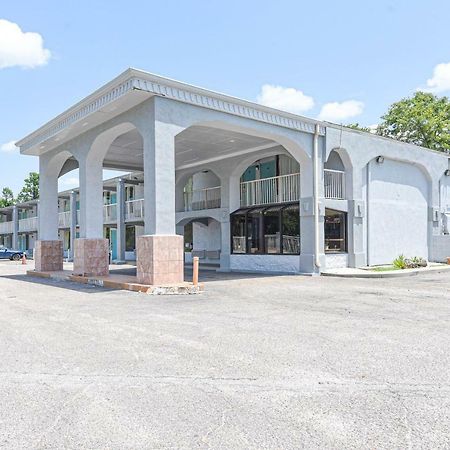 Hotel Valdosta Ga I-75 & Us-221 N Hwy Экстерьер фото