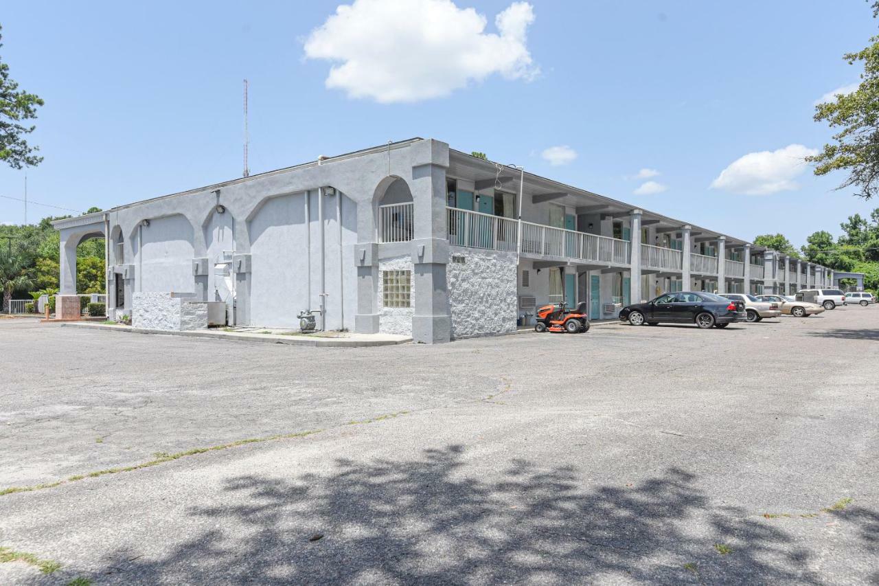 Hotel Valdosta Ga I-75 & Us-221 N Hwy Экстерьер фото